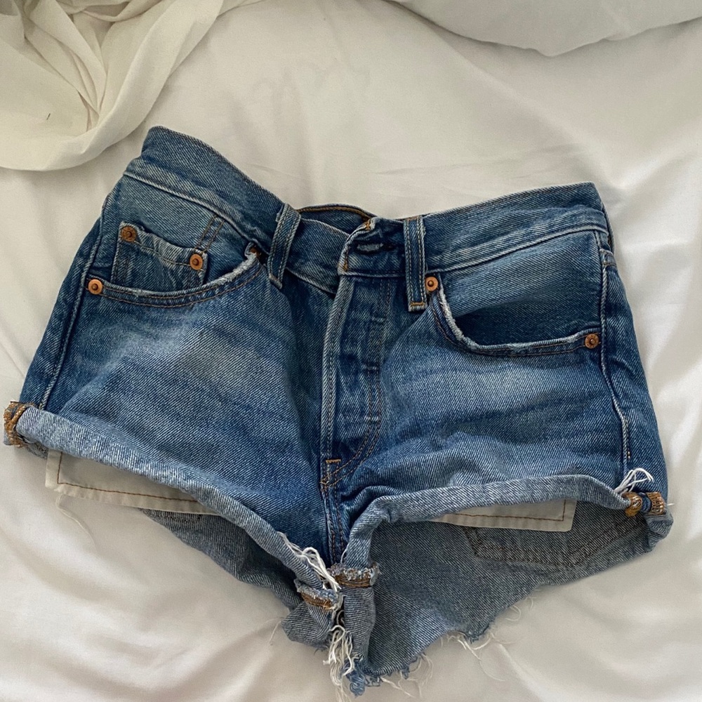 LEVI SHORTS